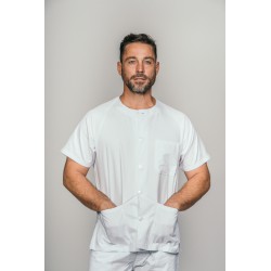 Pijama básico blanco con botones. PEDIR UNA TALLA INFERIOR A LA HABITUAL. 1